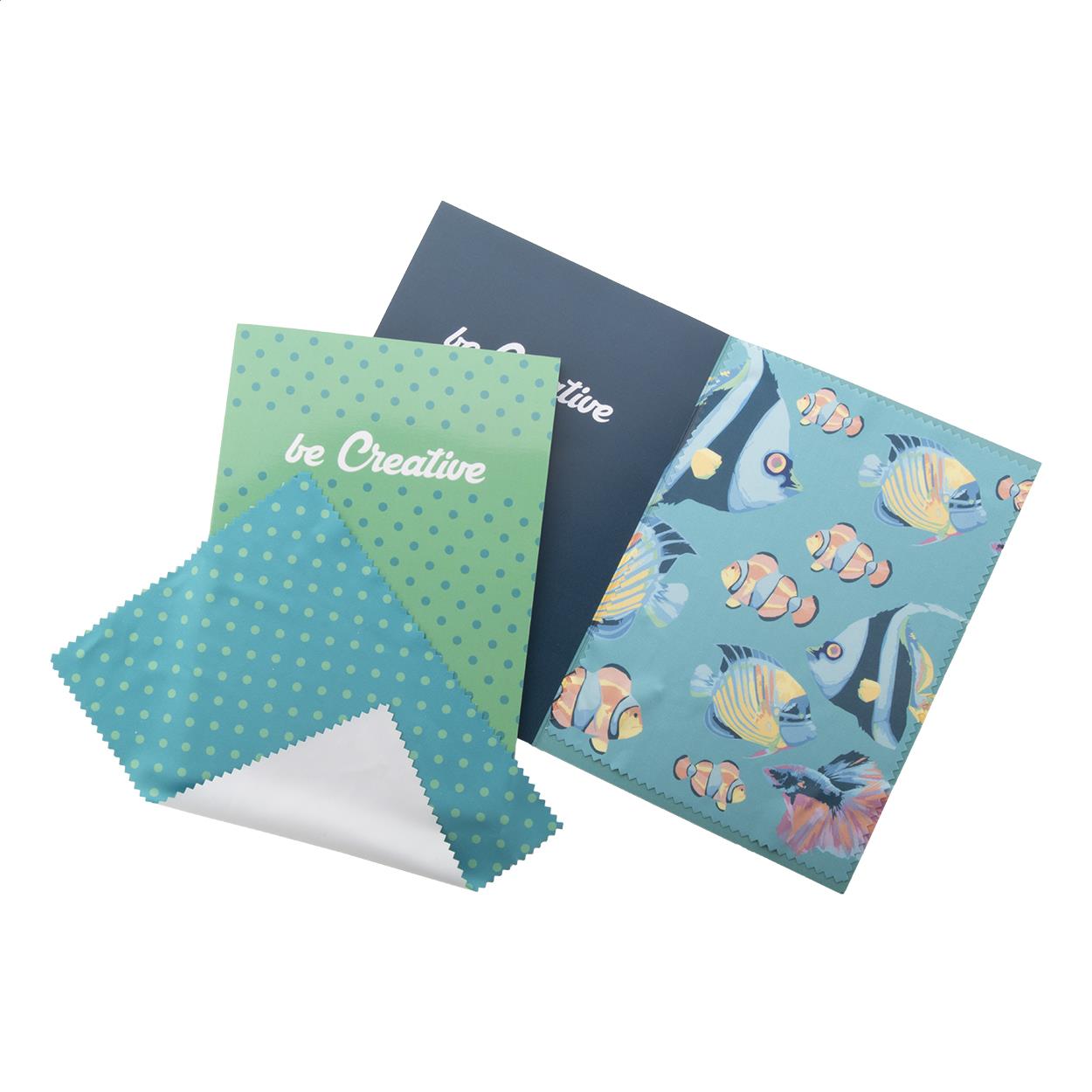 Postkarte mit Brillenreinigungstuch