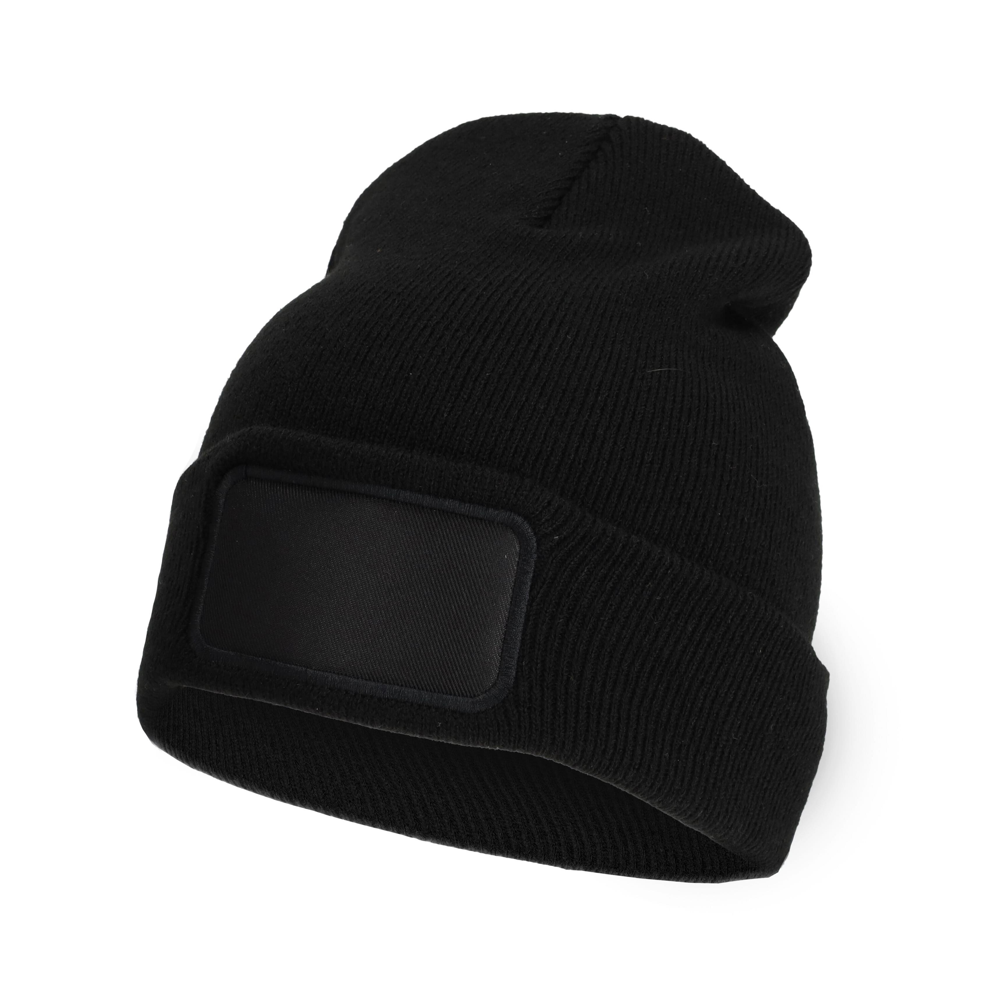 Nilton´s Strickmütze mit Label